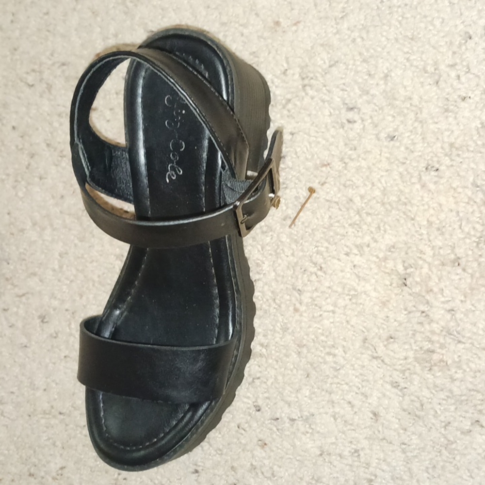 Wedges - Picture 2 of 4